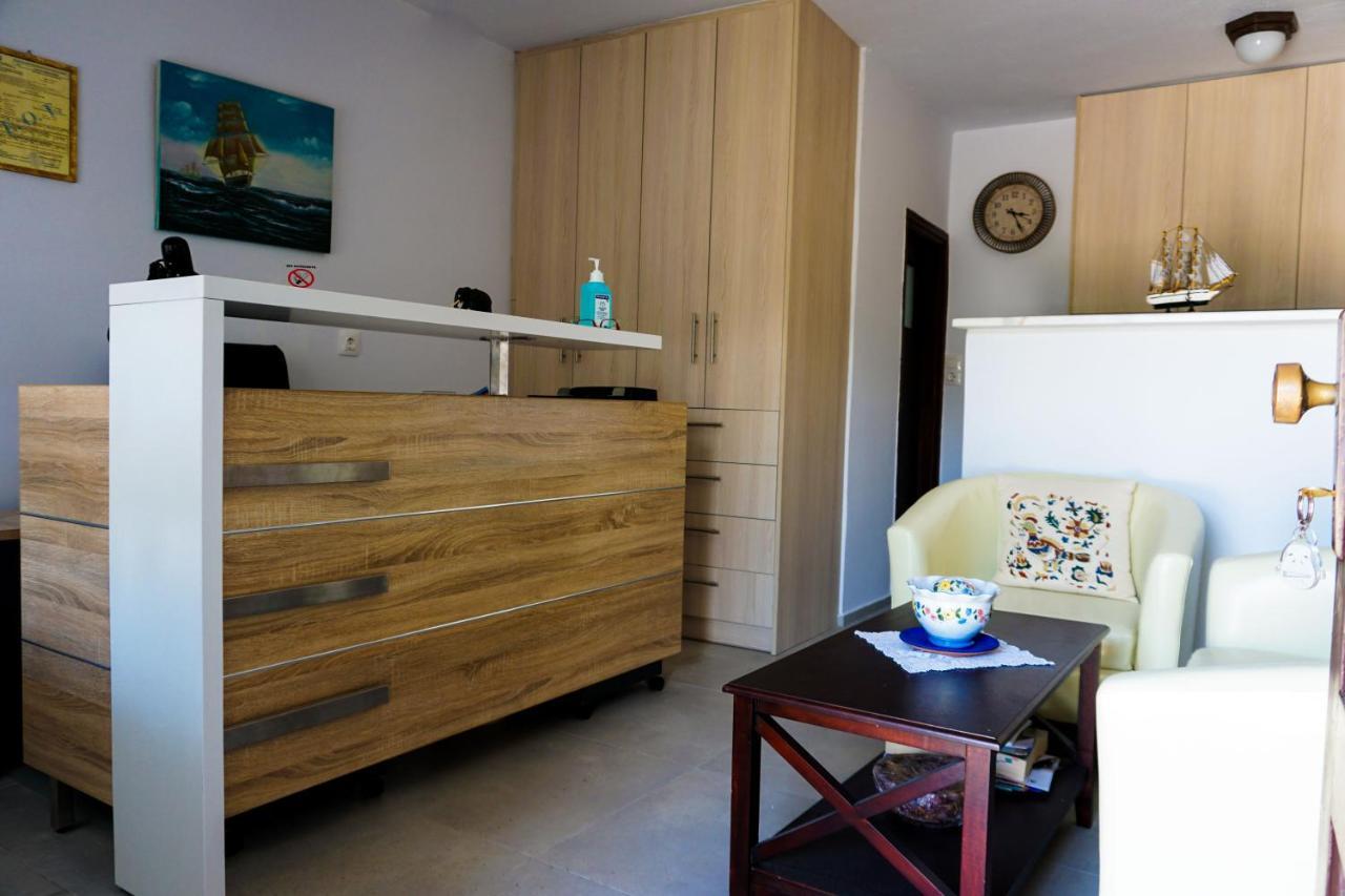 Skyros Avra Residences Luaran gambar