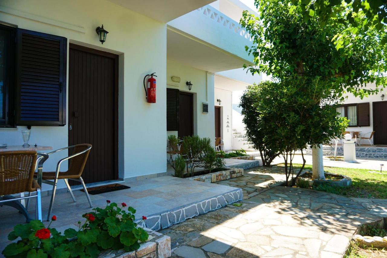 Skyros Avra Residences Luaran gambar